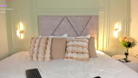 kimberley cruz online show from 10/18/25, 11:55