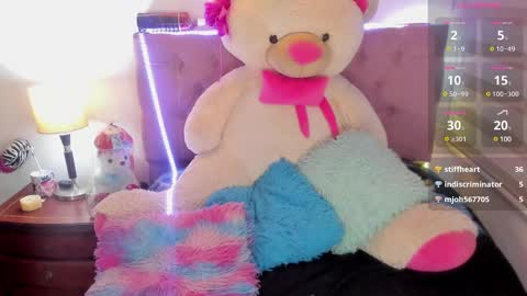 Emi   online show from 02/25/25, 02:47