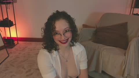 Snapshot of _missmariaa_ chatting on 04/10/26, 07:07 Mara Independent model online show from 04/10/26, 07:07
