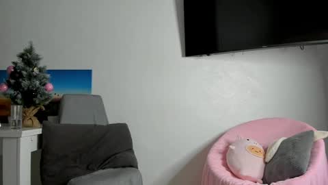 alienmito online show from 12/25/24, 04:12