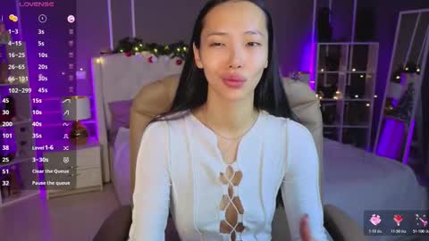 Snapshot of _miura_ chatting on 12/23/25, 01:03 MIURA online show from 12/23/25, 01:03