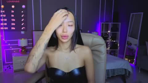 Snapshot of _miura_ chatting on 04/07/26, 01:06 MIURA online show from 04/07/26, 01:06