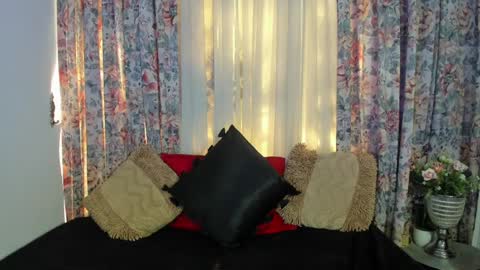 Snapshot of _mizuki chatting on 01/14/25, 05:23 mizuki online show from 01/14/25, 05:23