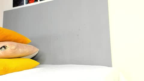 _molly_rosse_ online show from 11/15/25, 12:02