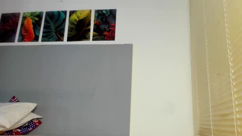 _molly_rosse_ online show from 12/01/25, 12:21