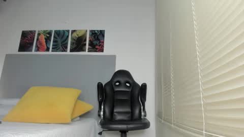 _molly_rosse_ online show from 02/28/26, 11:55