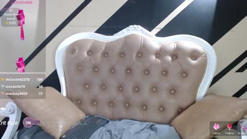 Snapshot of _mollyy chatting on 01/10/25, 06:42 Molly online show from 01/10/25, 06:42