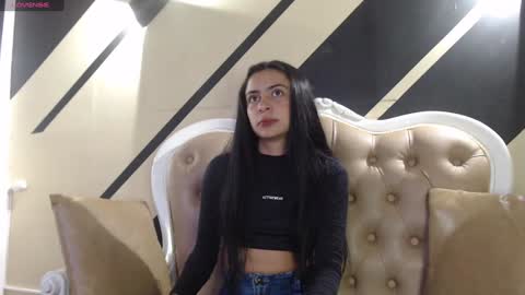 Snapshot of _mollyy chatting on 01/24/25, 12:20 Molly online show from 01/24/25, 12:20