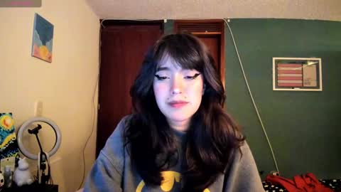 Snapshot of _moon_cake_ chatting on 02/17/25, 05:04 Next stream 950 pm Colombia time xd online show from 02/17/25, 05:04