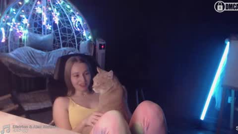 Snapshot of _mother_of_cats chatting on 01/22/25, 07:34 Debby online show from 01/22/25, 07:34