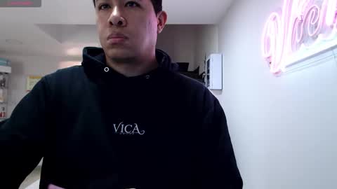 Snapshot of _mr_panda_ chatting on 09/22/25, 04:09 Panda  online show from 09/22/25, 04:09