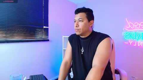 Snapshot of _mr_panda_ chatting on 11/01/25, 10:23 Panda online show from 11/01/25, 10:23