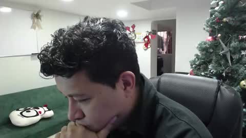 Snapshot of _mr_panda_ chatting on 01/06/26, 09:39 Panda online show from 01/06/26, 09:39