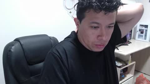 Snapshot of _mr_panda_ chatting on 02/21/26, 12:22 Panda online show from 02/21/26, 12:22