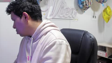 Snapshot of _mr_panda_ chatting on 04/01/26, 08:39 Panda online show from 04/01/26, 08:39