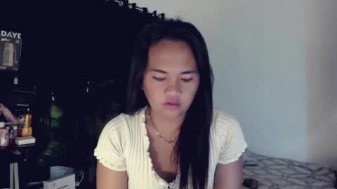 Snapshot of _mslibaylibay_ chatting on 04/02/26, 11:24 Angel online show from 04/02/26, 11:24