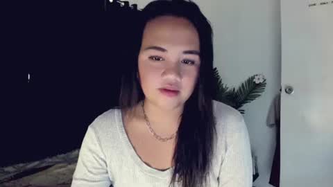 Snapshot of _mslibaylibay_ chatting on 04/19/26, 06:46 Angel online show from 04/19/26, 06:46