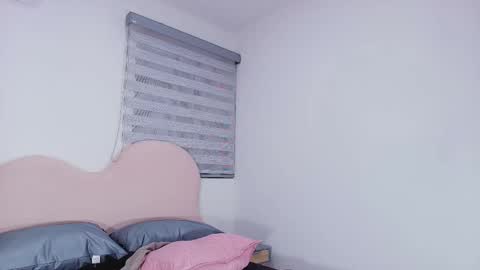 Luna online show from 01/11/26, 11:59