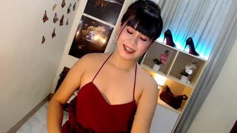 _mysticdoll_ online show from 10/04/25, 12:08