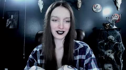 _naamah online show from 09/18/25, 06:21