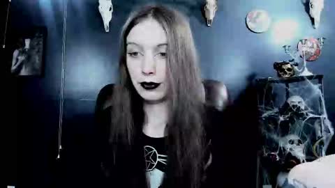 _naamah online show from 09/22/25, 06:32