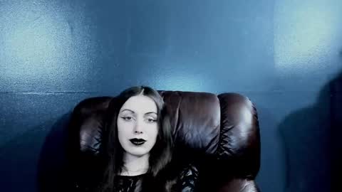 _naamah online show from 10/17/25, 06:43