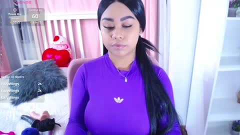 Snapshot of _nahom_ chatting on 02/27/25, 05:34 nahomi online show from 02/27/25, 05:34