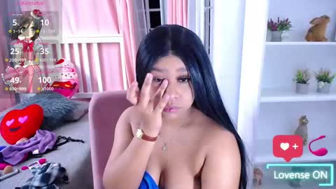 Snapshot of _nahom_ chatting on 03/06/25, 03:02 nahomi online show from 03/06/25, 03:02