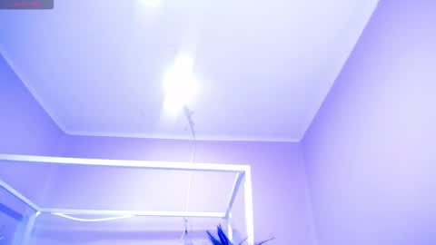 Snapshot of _nahom_ chatting on 09/20/25, 10:55 nahomi online show from 09/20/25, 10:55