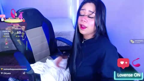 Snapshot of _nahom_ chatting on 09/25/25, 04:05 nahomi online show from 09/25/25, 04:05