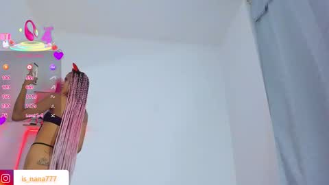 Snapshot of _nana777 chatting on 11/19/25, 06:02 Nana online show from 11/19/25, 06:02