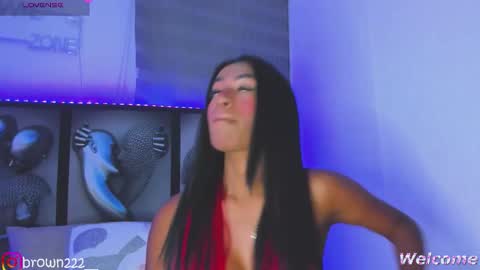 naomi brown online show from 12/03/25, 02:41