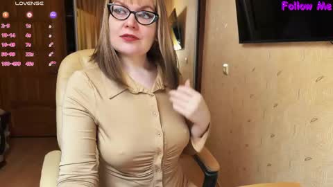 Snapshot of _natali_ chatting on 05/27/26, 04:20 MagicWoman online show from 05/27/26, 04:20