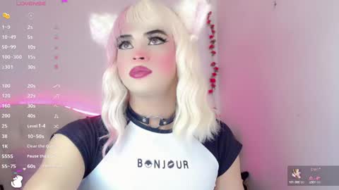 Snapshot of _natsuki chatting on 12/10/24, 01:43 _natsuki online show from 12/10/24, 01:43