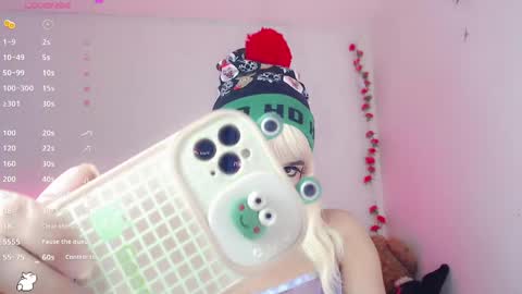 Snapshot of _natsuki chatting on 12/13/24, 02:54 _natsuki online show from 12/13/24, 02:54