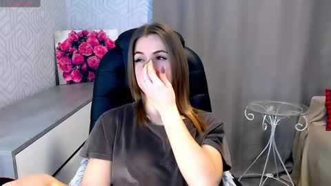 Snapshot of _naughty_megan_ chatting on 02/19/25, 01:50 Megan online show from 02/19/25, 01:50