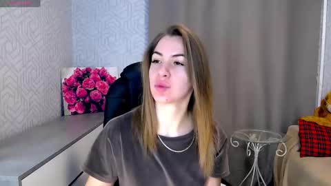 Snapshot of _naughty_megan_ chatting on 03/03/25, 05:09 Megan online show from 03/03/25, 05:09