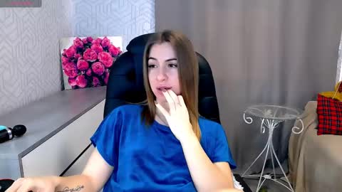 Snapshot of _naughty_megan_ chatting on 03/07/25, 08:13 Megan online show from 03/07/25, 08:13