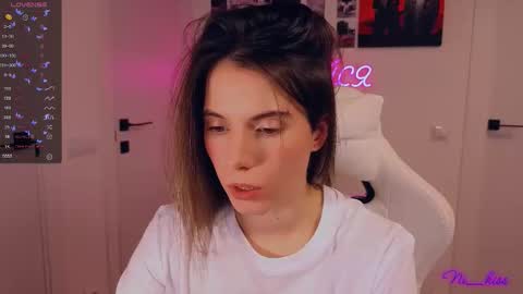 Nika online show from 11/23/25, 07:13