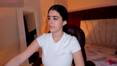 Niah  You can call me Ni or cutie haha online show from 04/09/26, 08:47