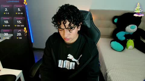 Nicolas online show from 12/01/24, 11:04