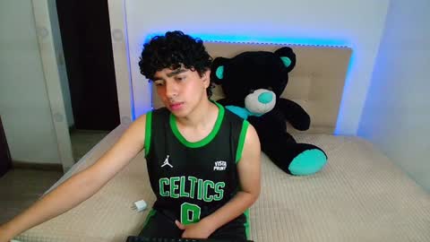 Nicolas online show from 01/05/25, 08:52