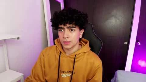 Nicolas online show from 02/13/25, 08:45