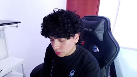 Nicolas online show from 03/07/25, 09:27