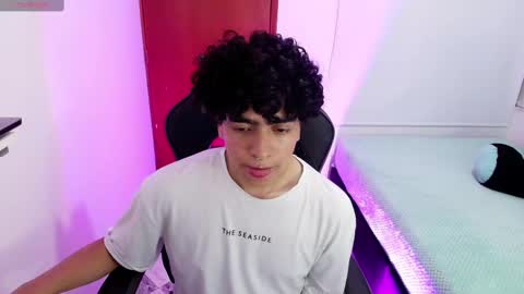 Nicolas online show from 03/11/25, 08:31