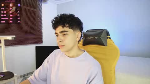 Nicolas online show from 10/04/25, 02:42