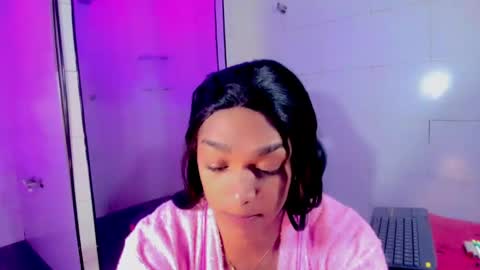 Snapshot of _nickyminach chatting on 04/28/26, 01:27 Nicky Please help me with your thumbs up its importan online show from 04/28/26, 01:27