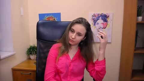 Snapshot of _nicole_new chatting on 02/25/25, 12:34 Nica online show from 02/25/25, 12:34