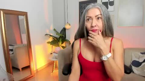 _nicoletteshea_ online show from 07/07/26, 11:53
