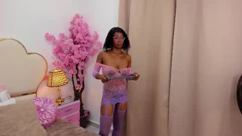  ninafox online show from 07/16/26, 08:59